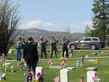 Three volley salute. Photo by Pinedale Online!