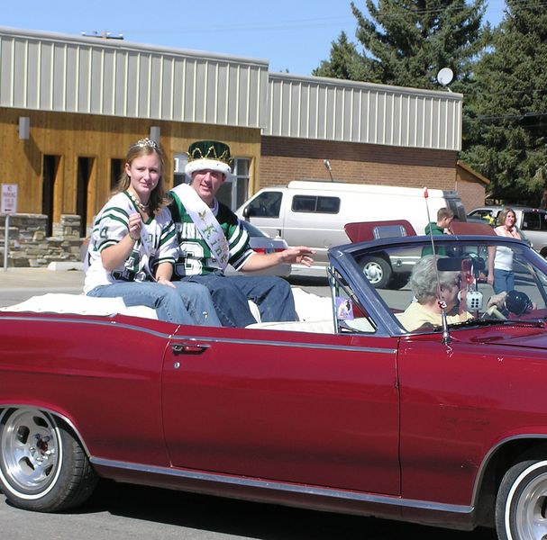 Homecoming King and Queen. Photo by Pinedale Online.