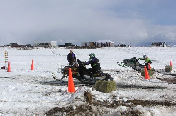 Snow Drags. Photo by Pinedale Online.