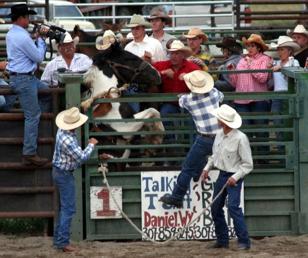 Rearing in the Chutes. Photo by Pinedale Online.