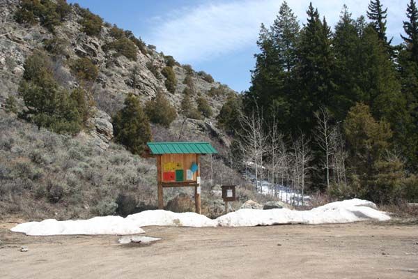 Half Moon Lake Trailhead. Photo by Clint Gilchrist, Pinedale Online.