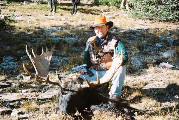 Moose Hunting. Photo by Black Diamond Outfitting.