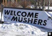Welcome Mushers. Photo by Dawn Ballou, Pinedale Online.