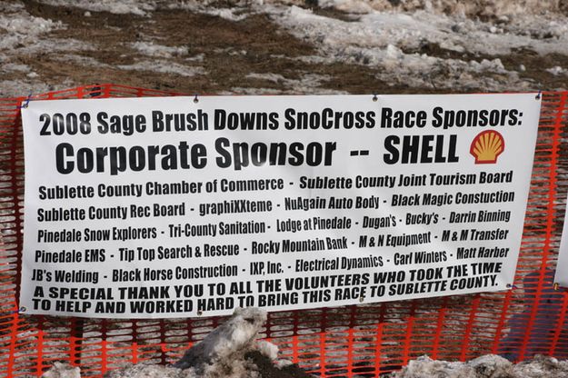 Race Sponsors. Photo by Dawn Ballou, Pinedale Online.