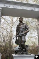 Bronze Soldier Statue. Photo by Dawn Ballou, Pinedale Online.
