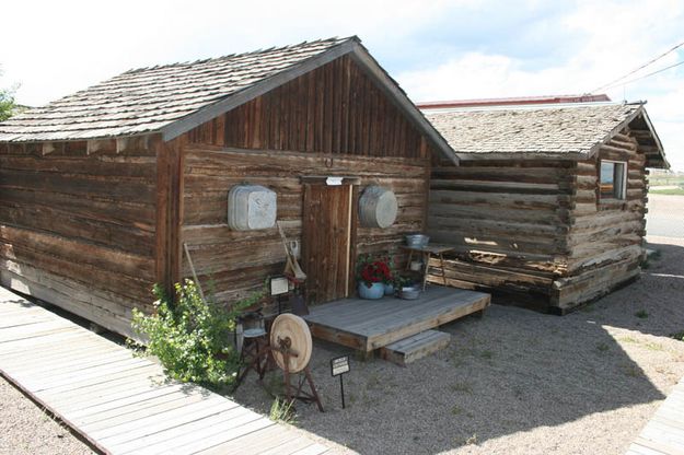 Black Homestead Cabin. Photo by Dawn Ballou, Pinedale Online.