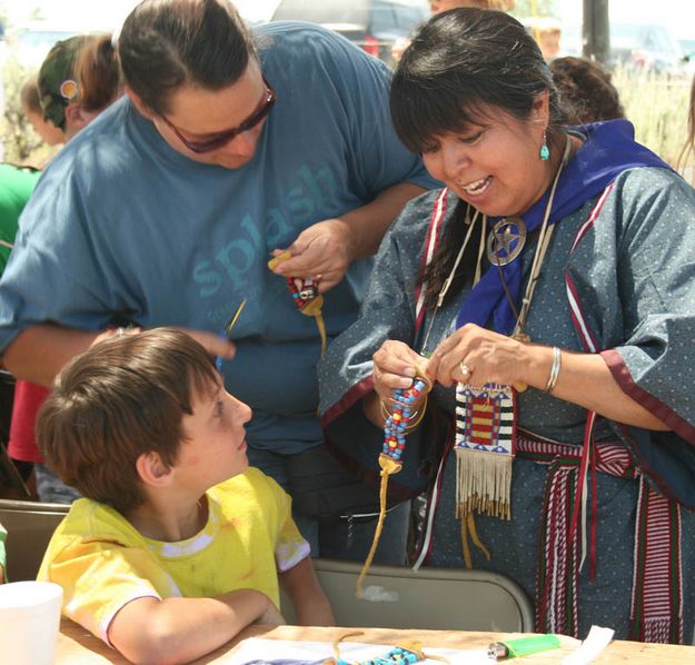 Craft activities. Photo by Dawn Ballou, Pinedale Online.