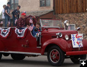Parade Grand Marshalls. Photo by Clint Gilchrist, Pinedale Online.
