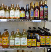 Oils & Vinegars. Photo by Dawn Ballou, Pinedale Online.