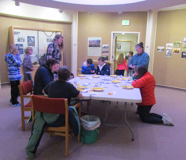 Crafts at the Museum. Photo by Dawn Ballou,Pinedale Online.