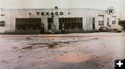 Old Texaco building. Photo by .