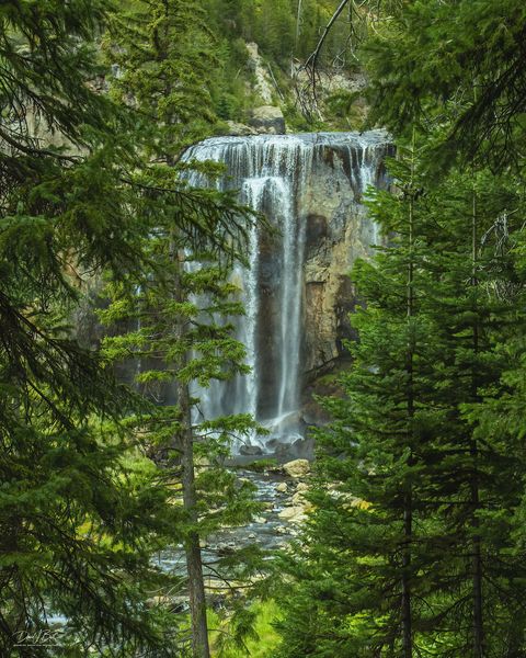 Beautiful Dunanda View. Photo by Dave Bell.